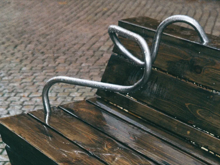 Iakta, forged steel artwork on the gallery bench, Svartensgatan