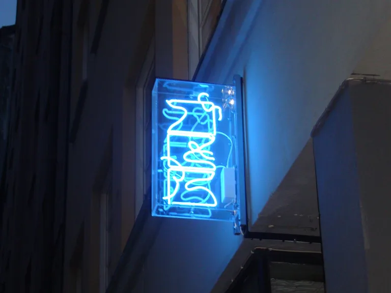 Light work in Parallel Collective Blue